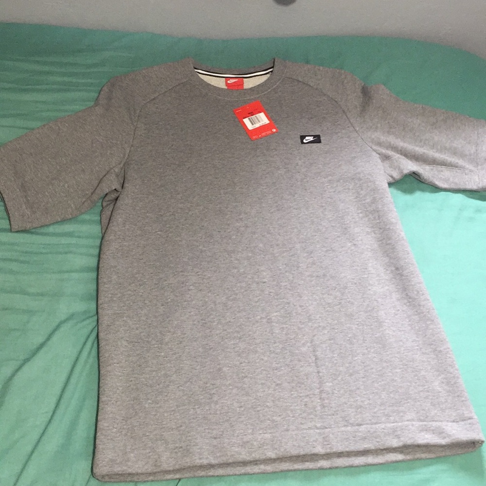 Nike mens sweater